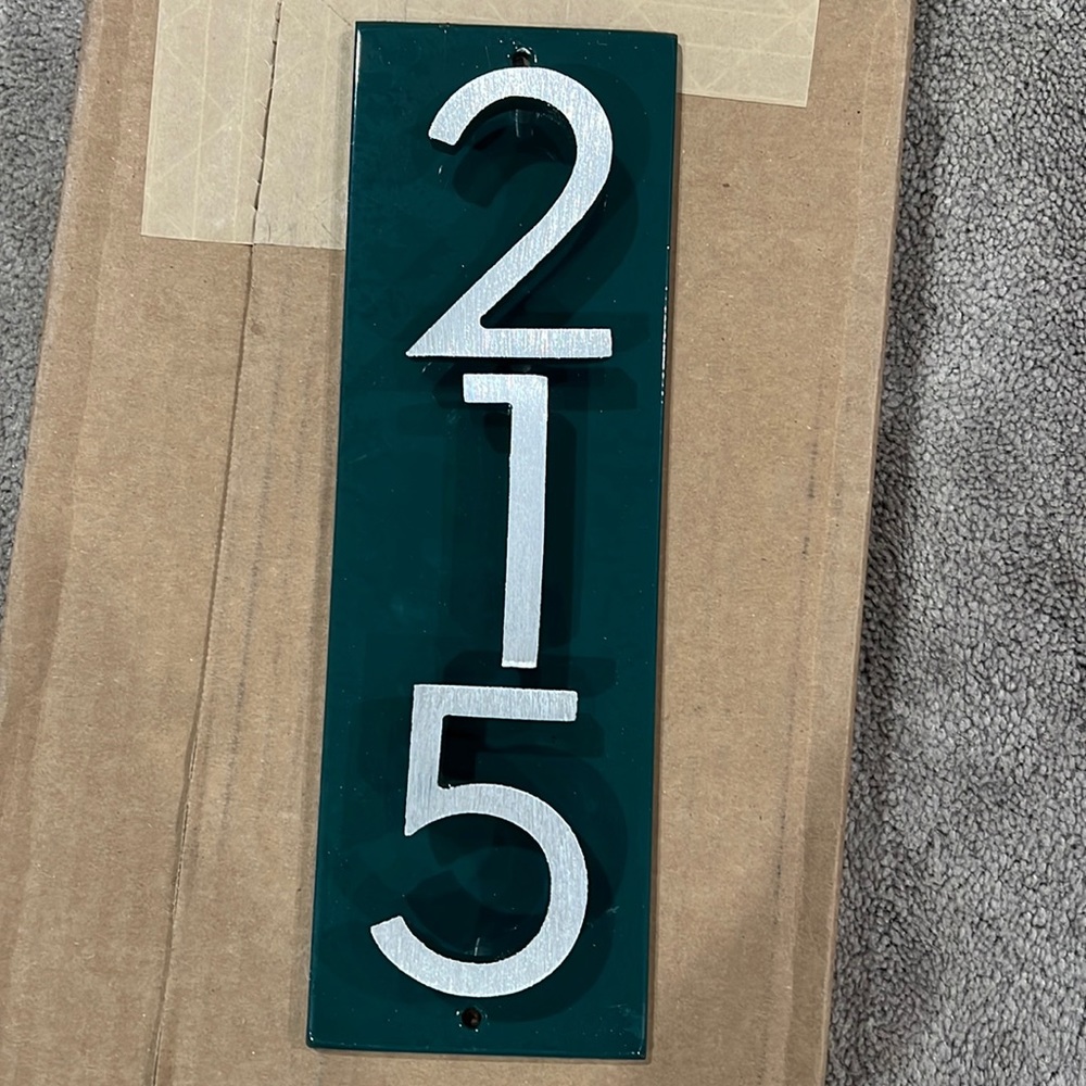 Floating 1 line wall address plaque with satin nickel 2 tone